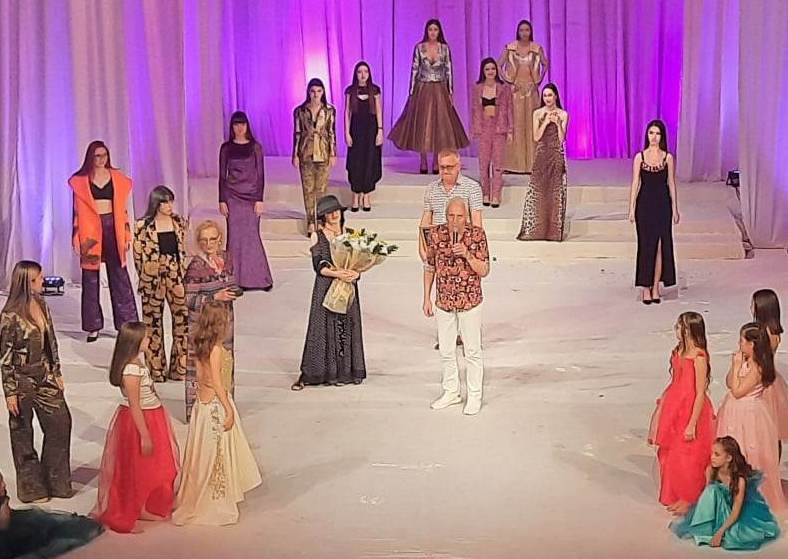 Парад на модата-Лято 2023 определи за пръв път Дизайнер на годината/СНИМКИ-ВИДЕО/